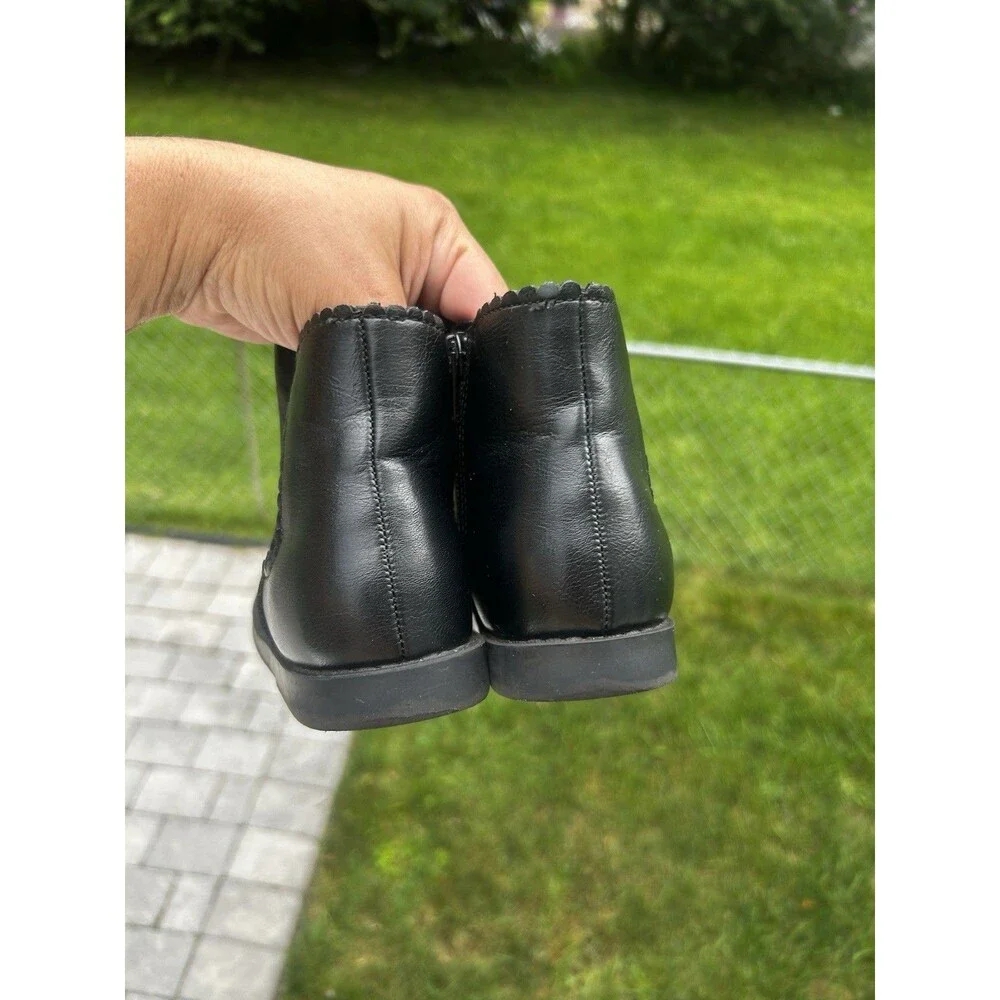 Old Navy Girls Scalloped Chelsea Boots Black Size 11